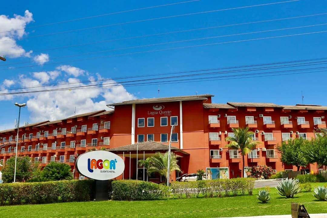 Apartamento à venda no Lagoa Quente Hotel –: 