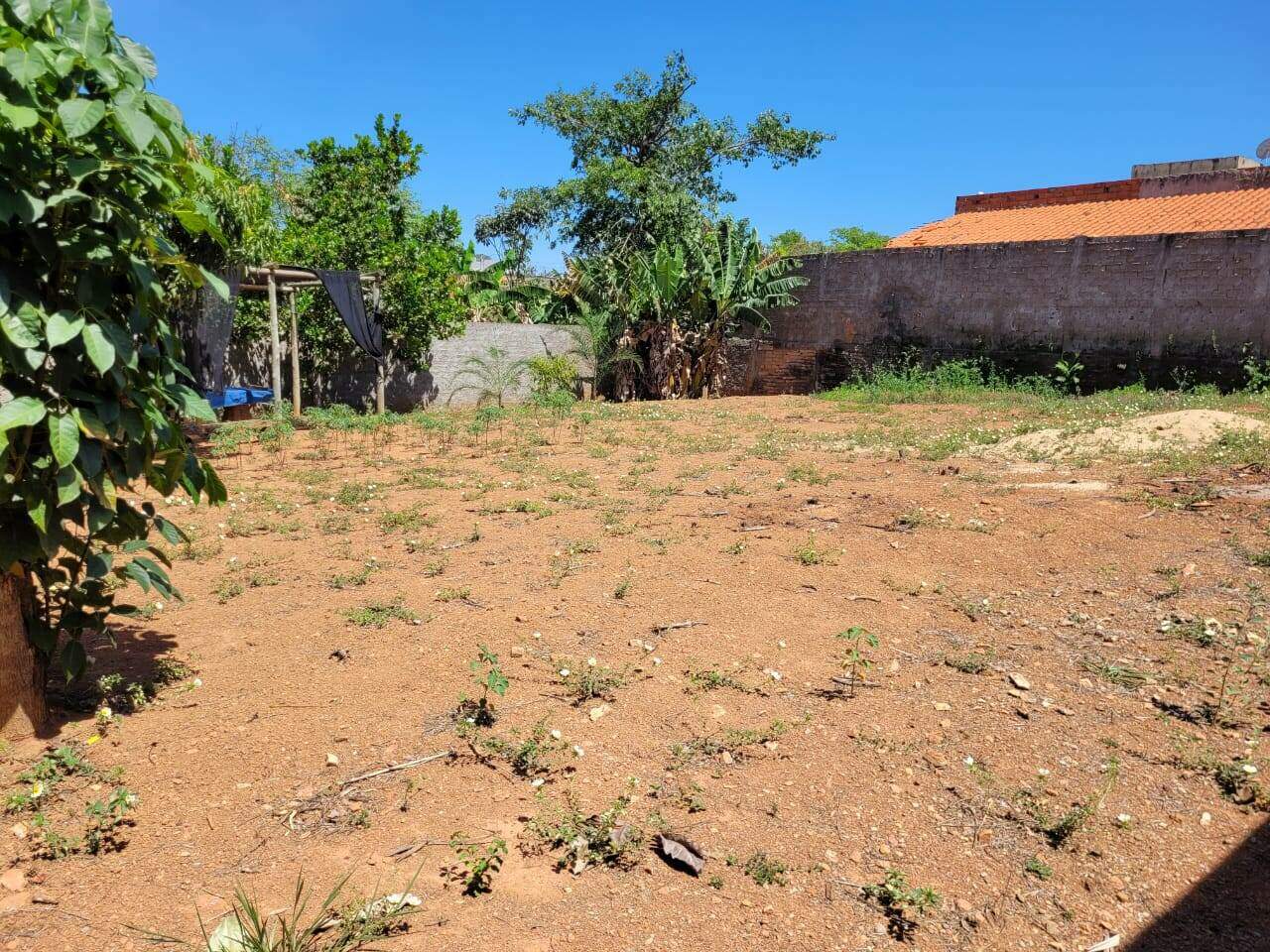 Terreno à venda no Residencial Vera Cruz: 
