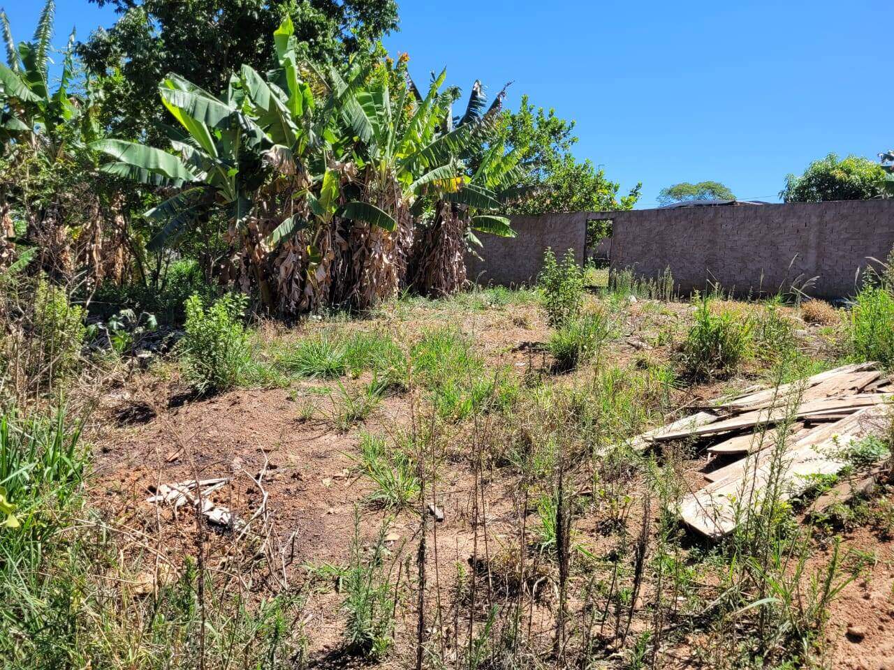 Terreno à venda no Residencial Vera Cruz: 