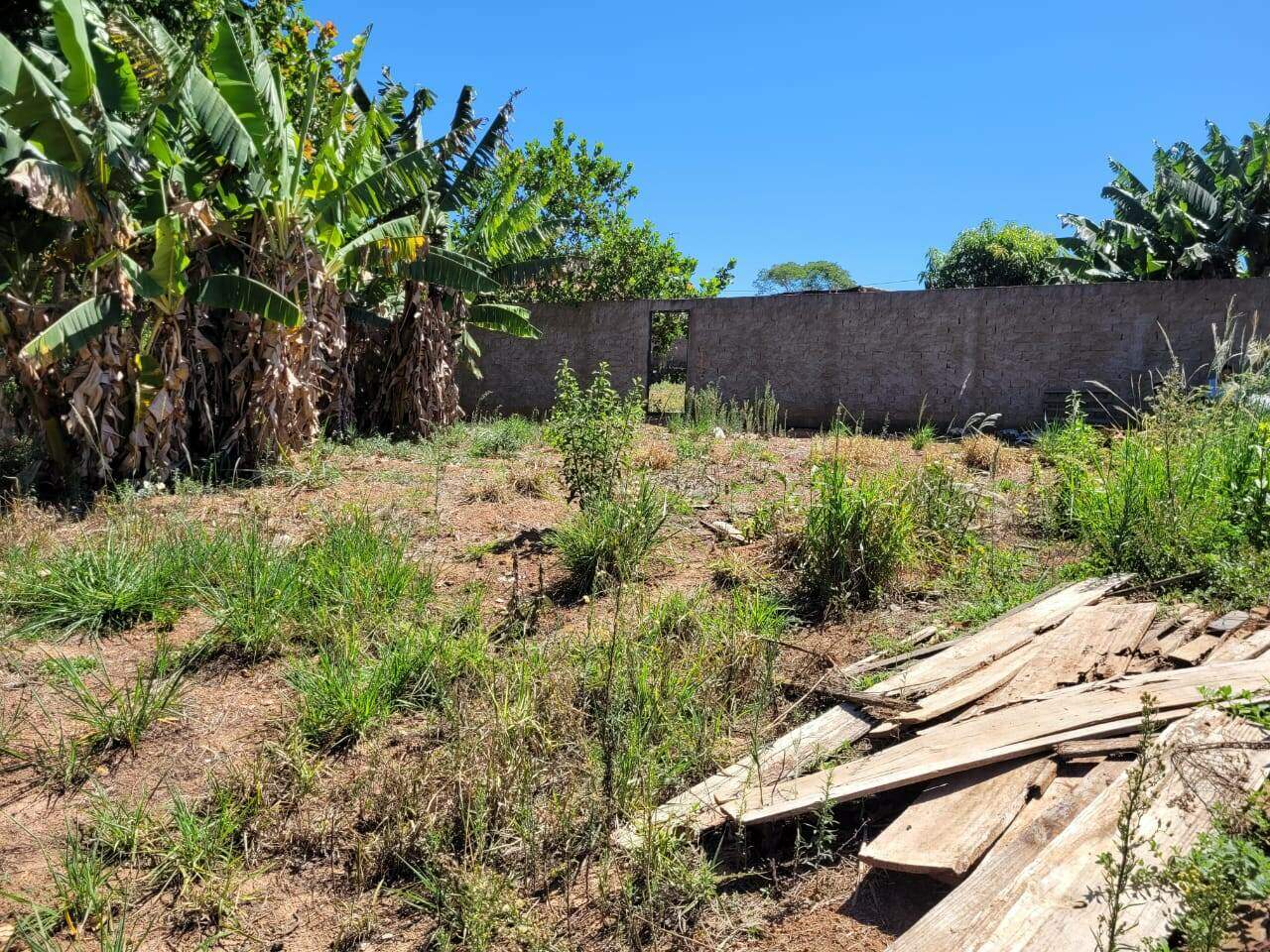 Terreno à venda no Residencial Vera Cruz: 