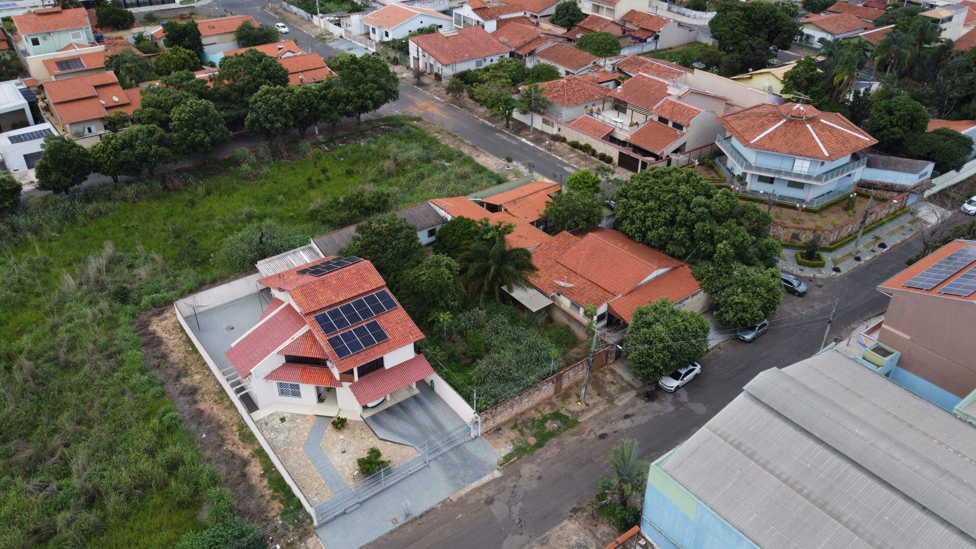 Terreno à venda no Jardim Paraíso: 