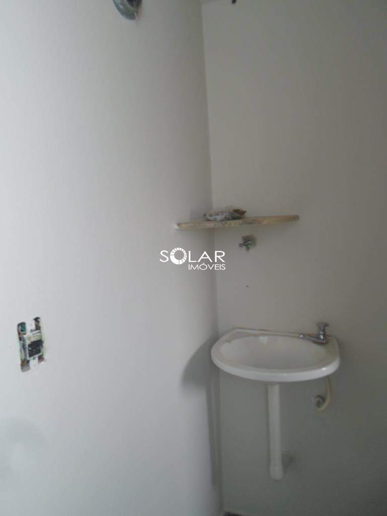 Sala à venda no Centro: 