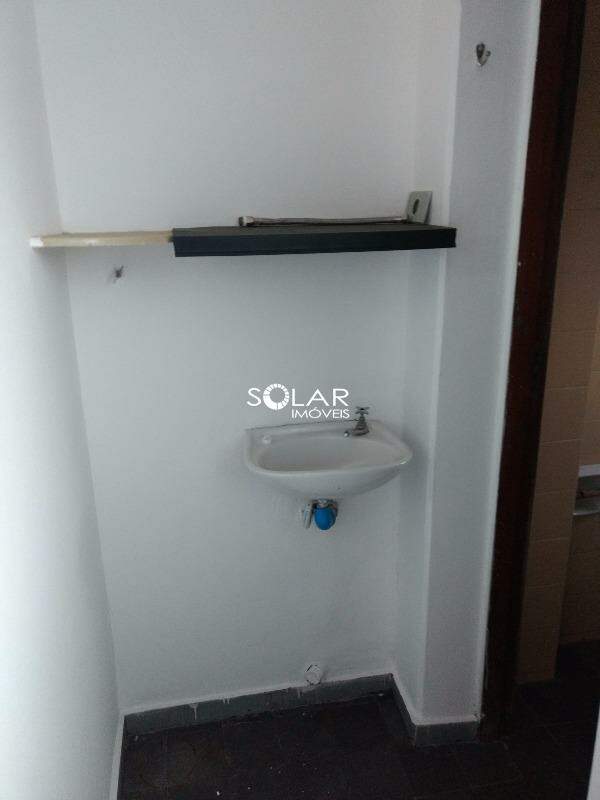 Sala à venda no Centro: 