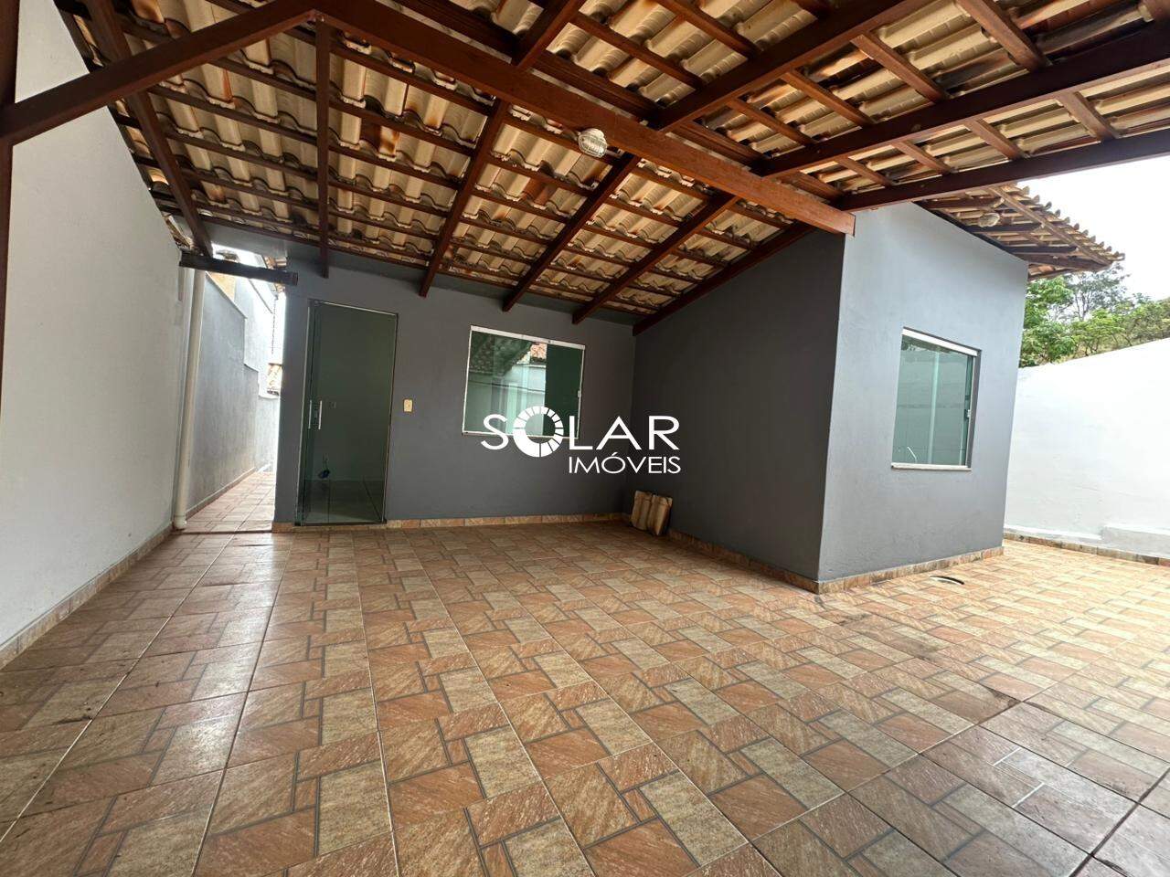 Casa à venda no Tropical: 