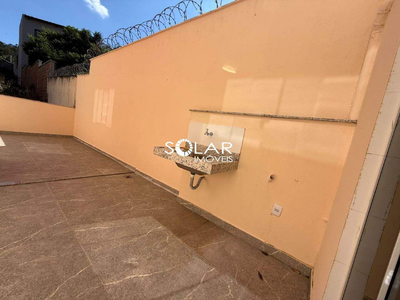 Apto/Área privativa à venda no Tropical: 
