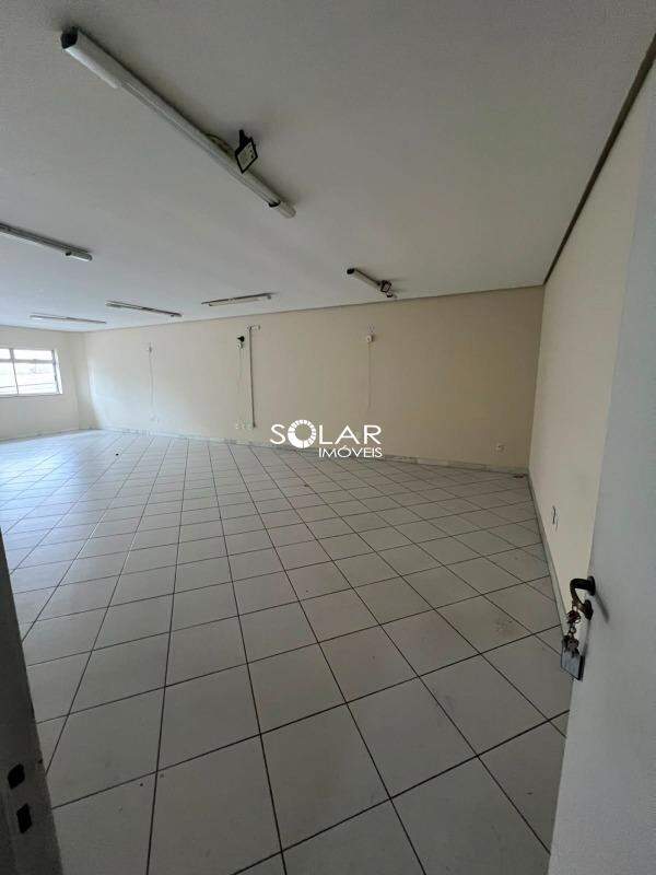Sala para aluguel no Centro: 