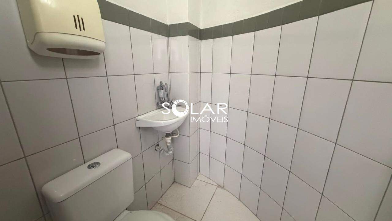 Sala para aluguel no Centro: 
