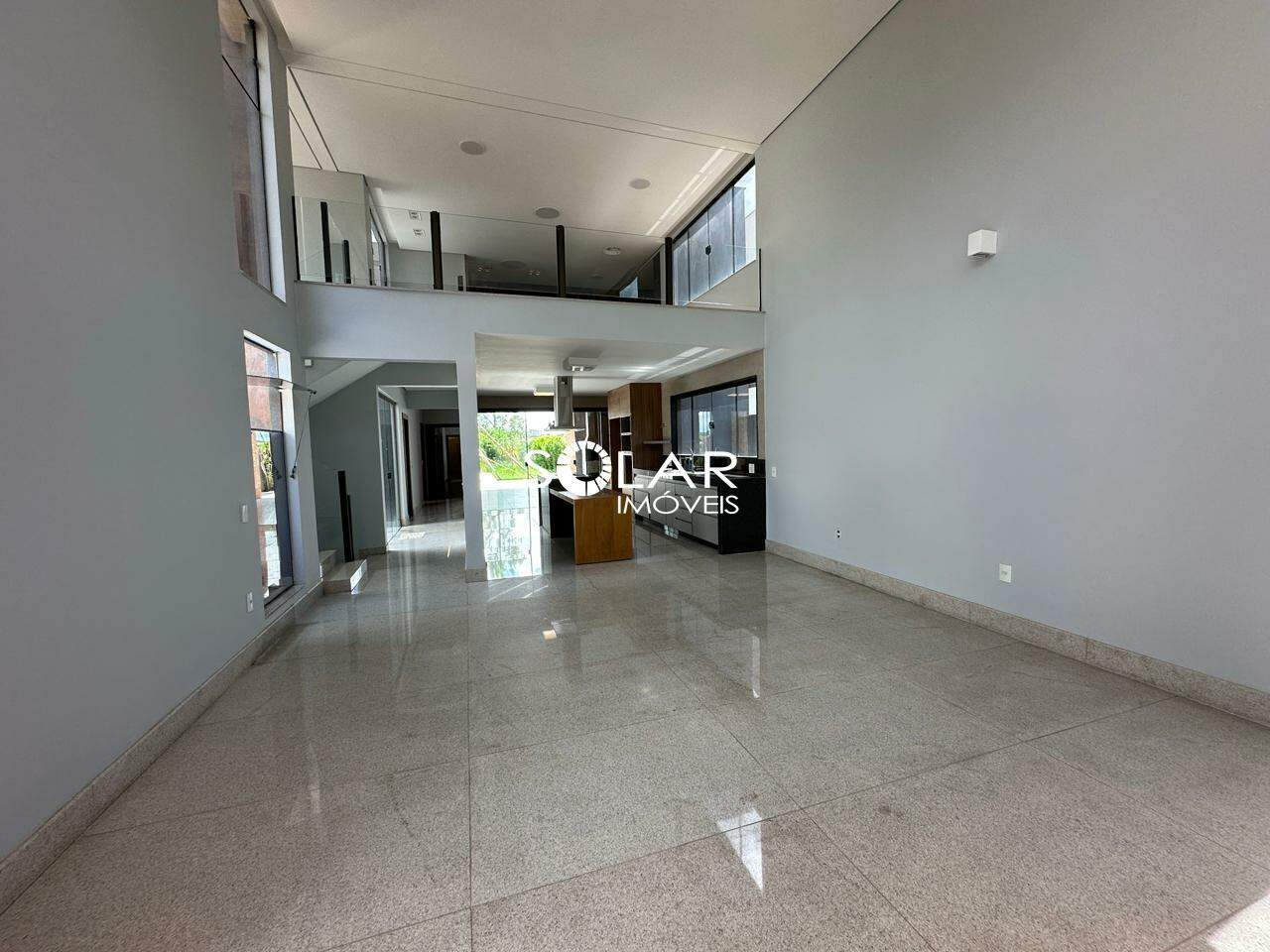 Casa para aluguel no Tropical: 