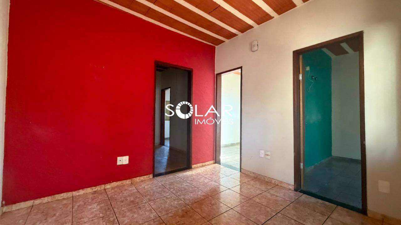 Casa para aluguel no Nogueira Machado: 