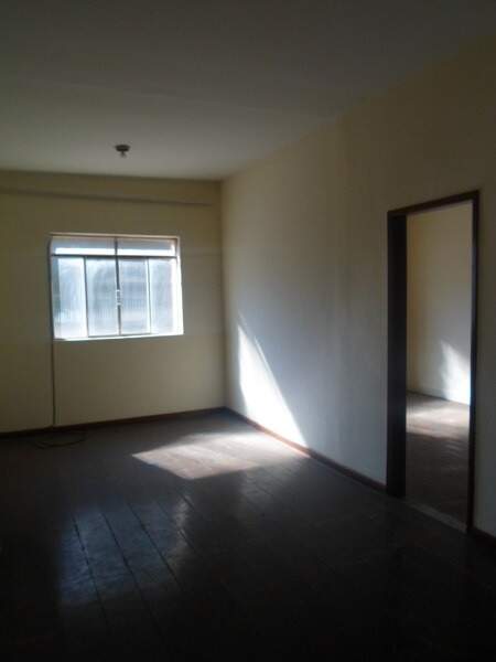 Casa para aluguel no Centro: 