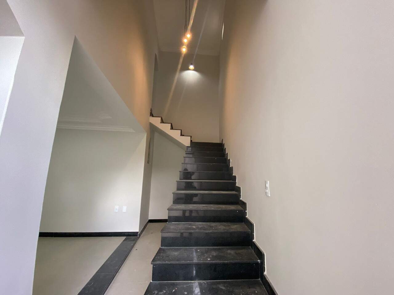 Casa para aluguel no Centro: 