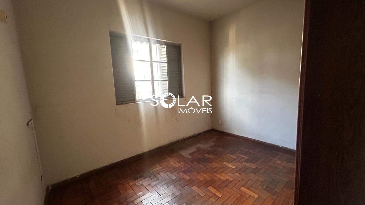 Casa à venda no Centro: 