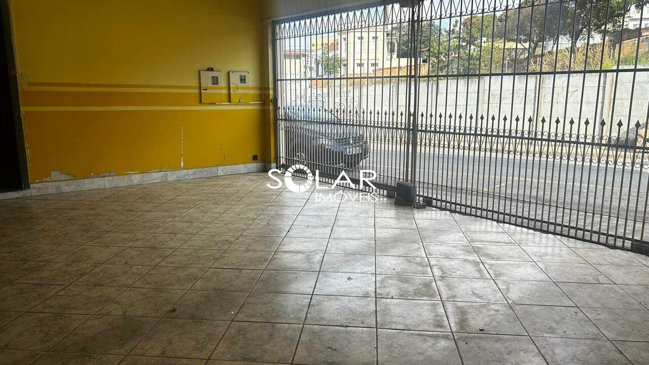 Casa à venda no Centro: 