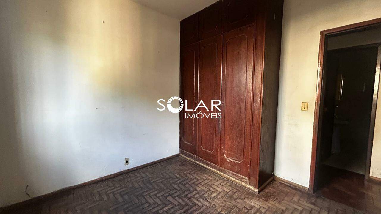 Casa à venda no Centro: 