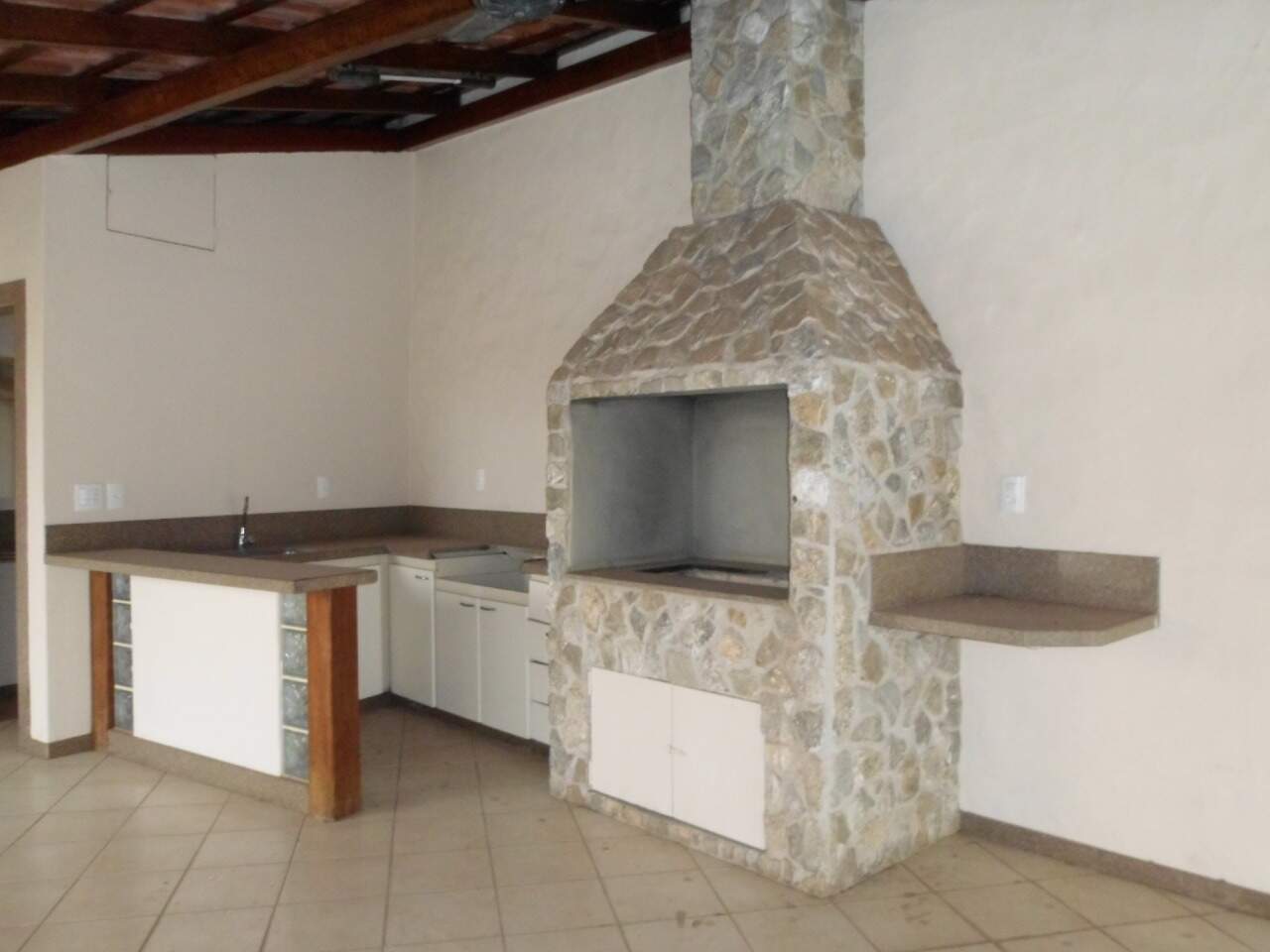 Casa para aluguel no Centro: 