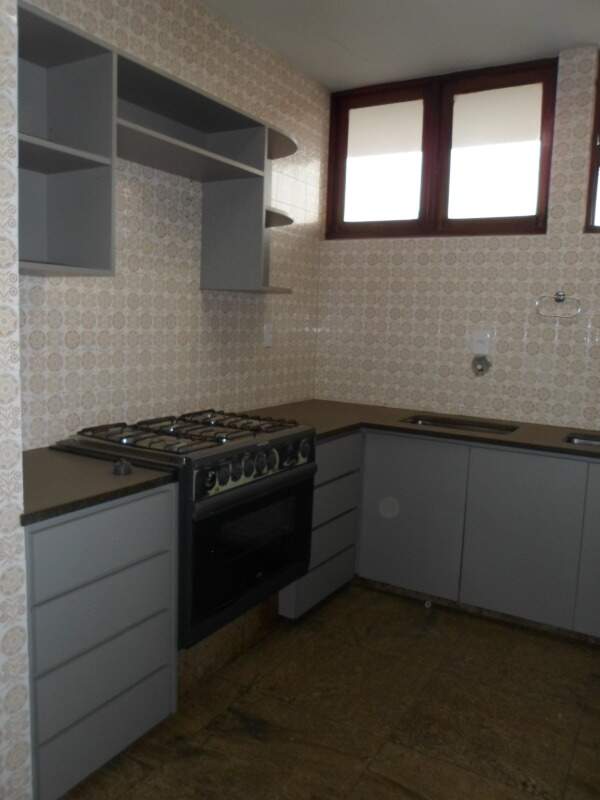 Casa para aluguel no Centro: 