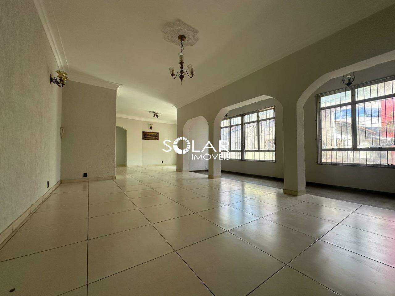 Casa para aluguel no Centro: 