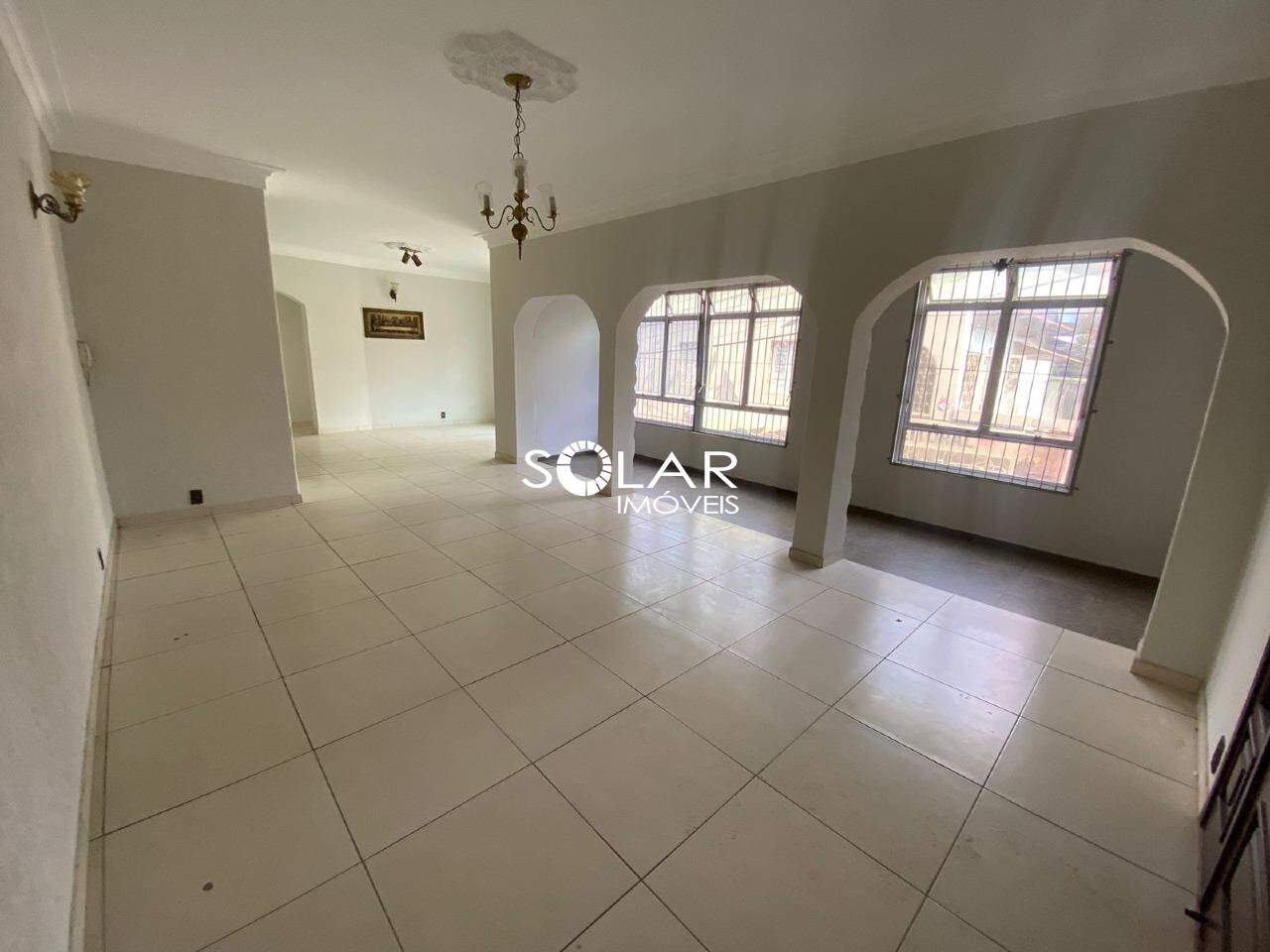 Casa para aluguel no Centro: 