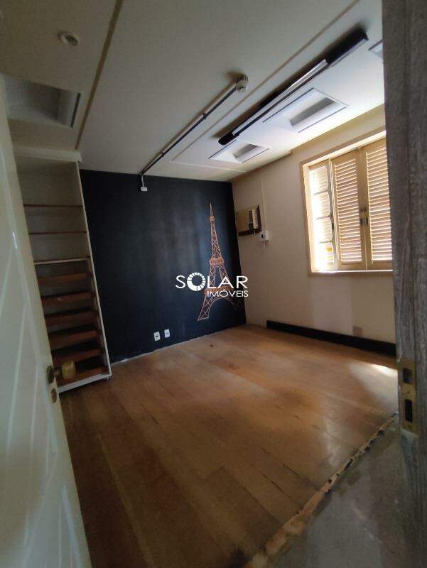 Casa para aluguel no Centro: 