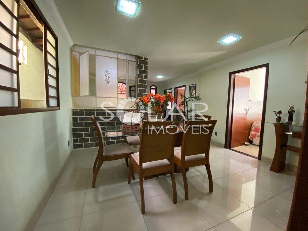 Casa à venda no Santanense: 