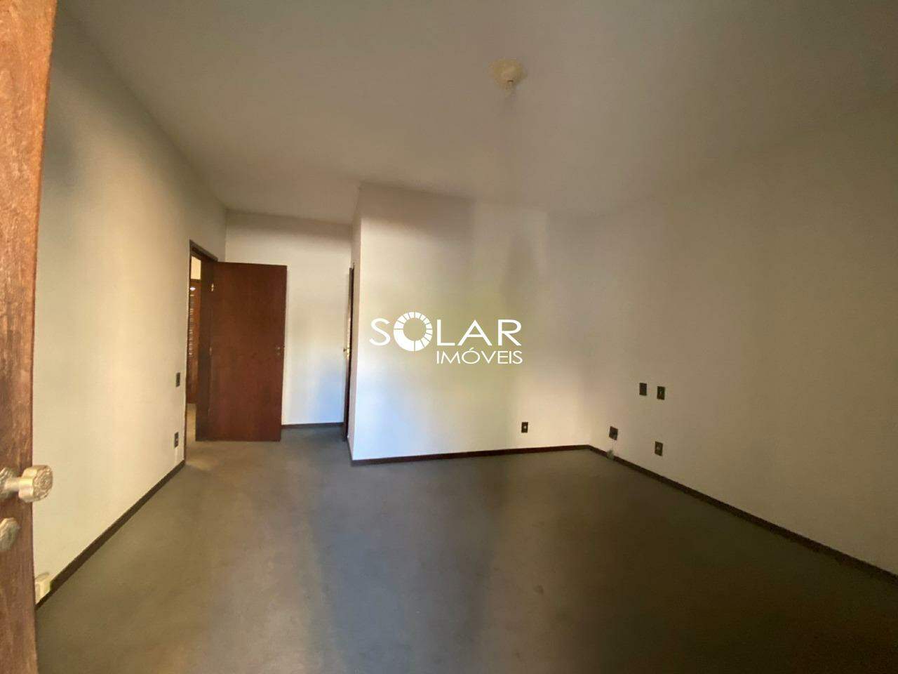 Casa para aluguel no Centro: 