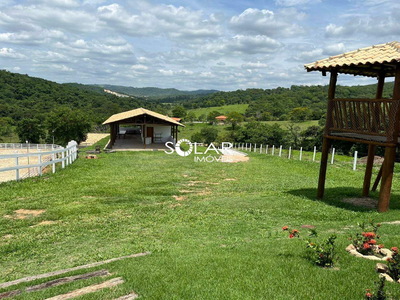 Fazenda à venda no Distrito Indústrial: 