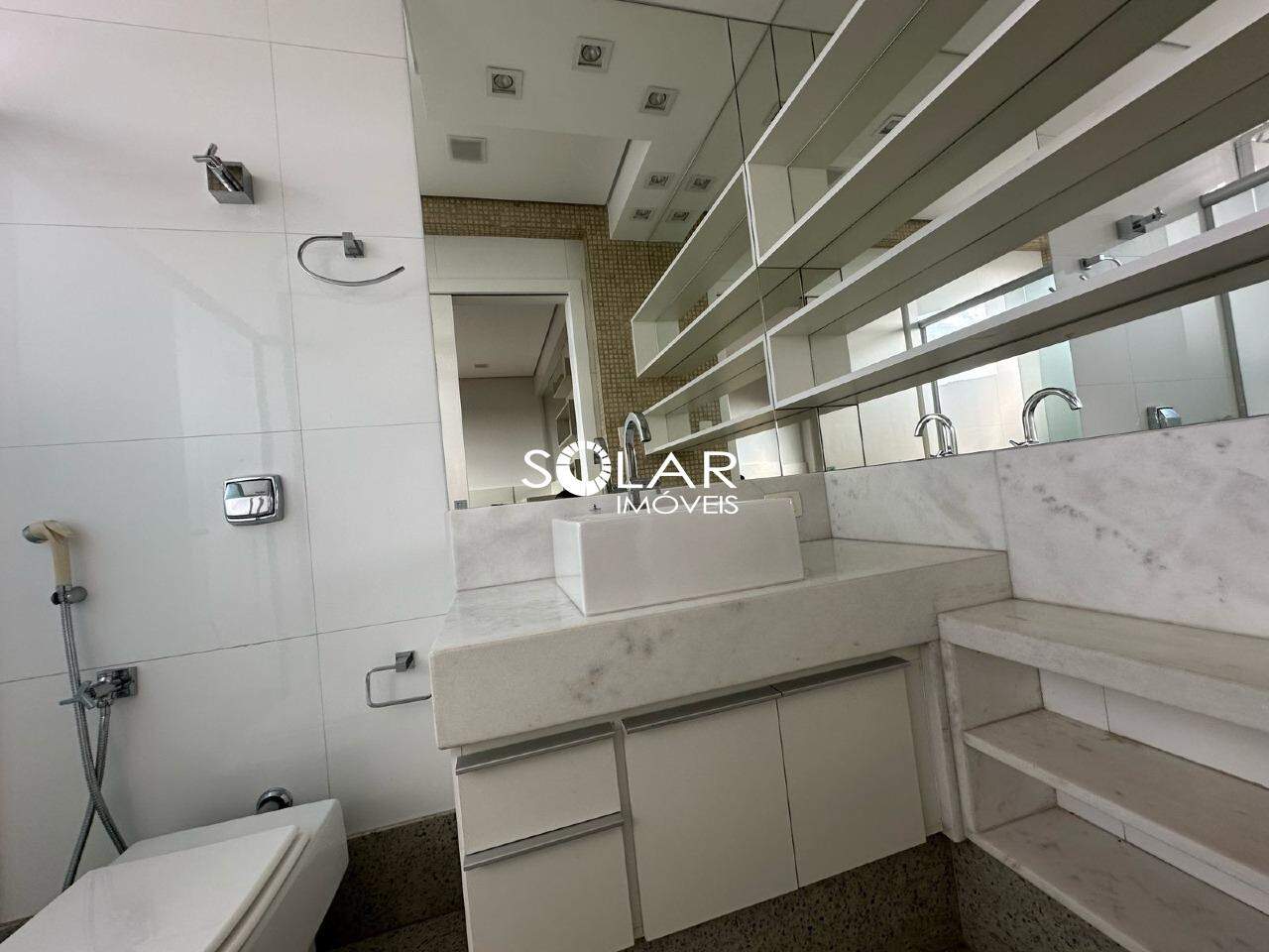 Apartamento para aluguel no Centro: 