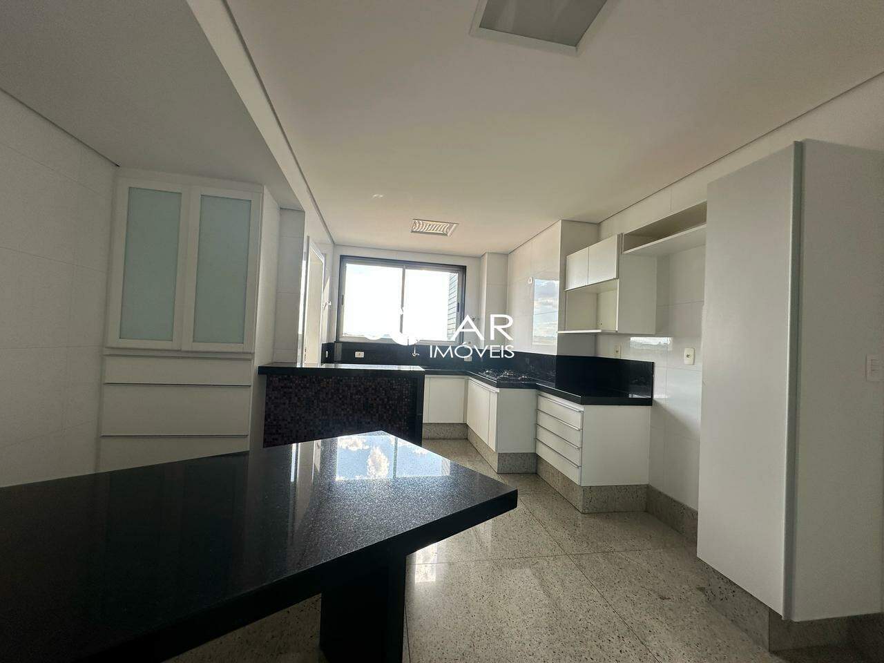 Apartamento para aluguel no Centro: 