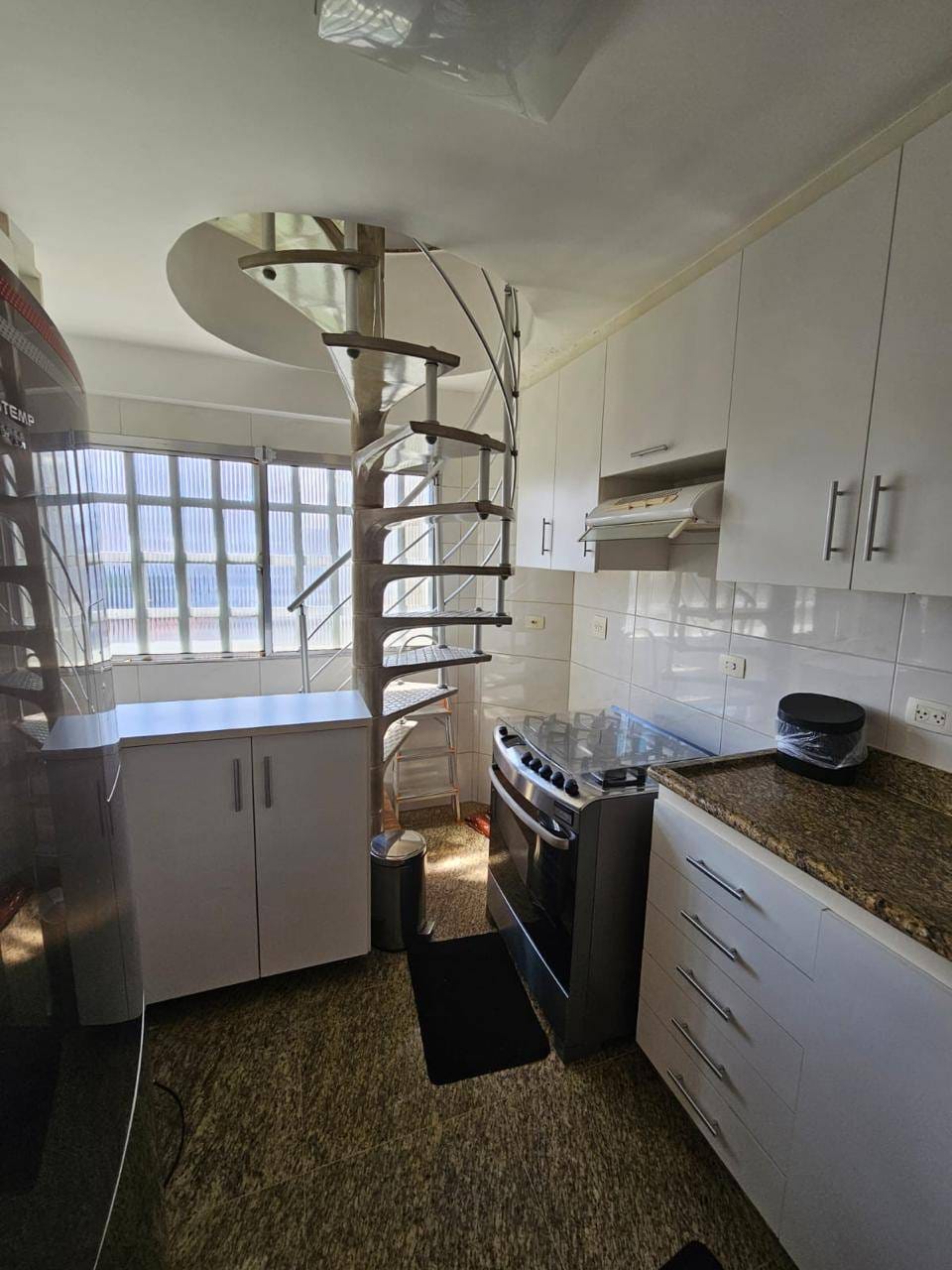 Apartamento à venda no Vila Guarani (Z Sul): whatsapp-image-2024-05-08-at-18-02-421715890100949.jpeg