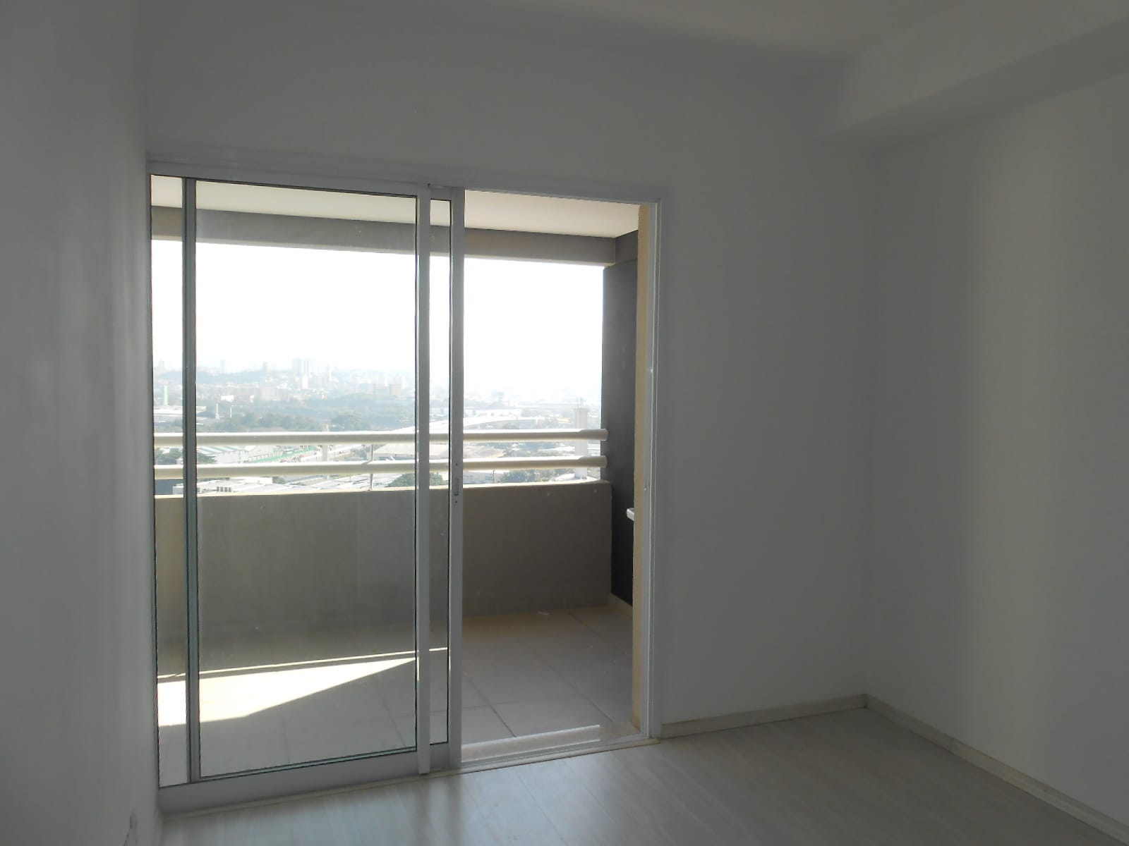 Apartamento para aluguel no Parque Industrial Tomas Edson: living-jpg1723228399988.jpg