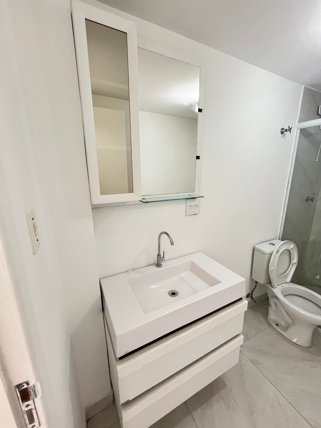 Apartamento para aluguel no Bela Vista: banheiro-social-jpg1742504722730.jpg