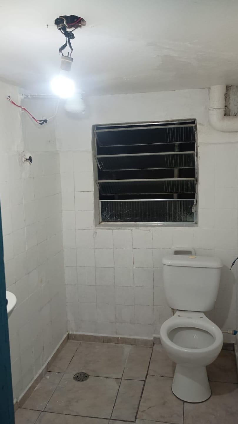 Casa para aluguel no Jardim Luso: banheiro-41741283256988.jpeg