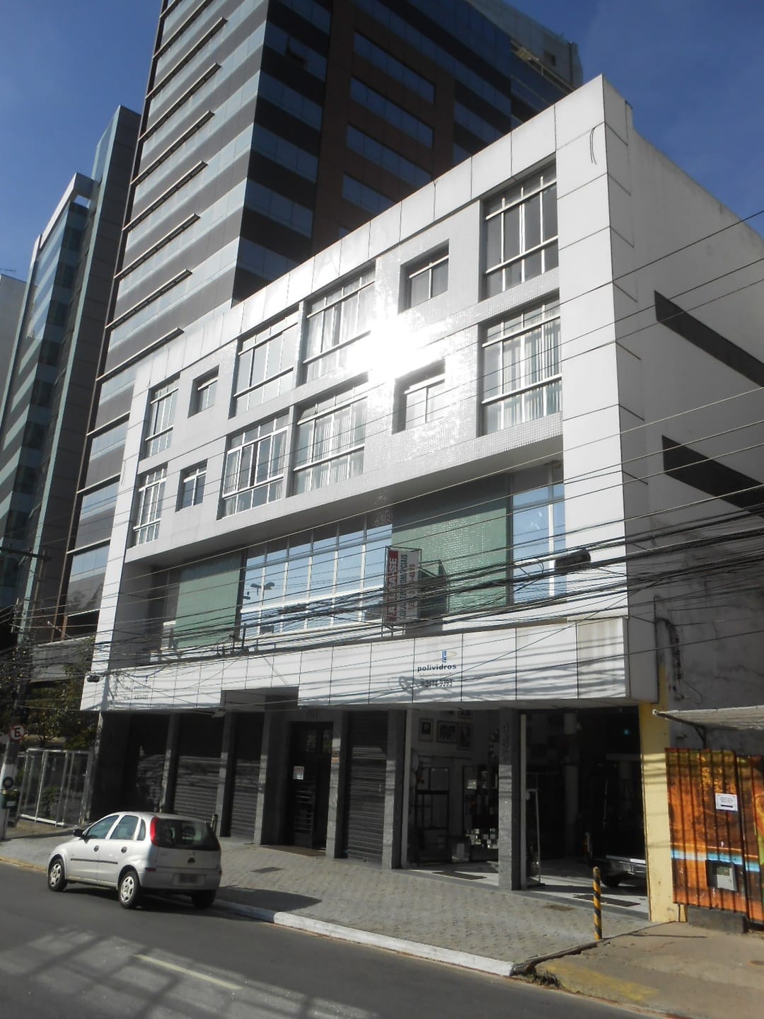 Conjunto comercial para aluguel no LIBERDADE: fachada-jpg1741800334180.jpg