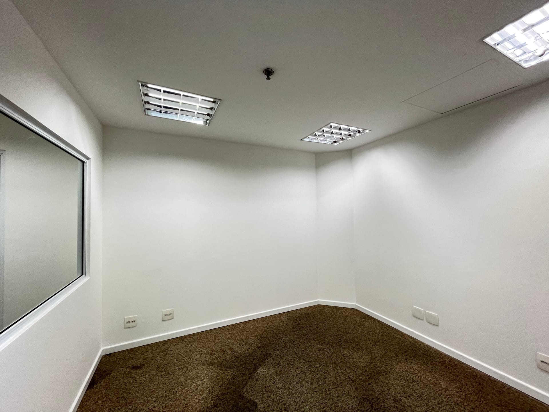 Conjunto comercial para aluguel no CAMPO BELO: conjuntos-121-a-124-8-jpg1742243502834.jpg