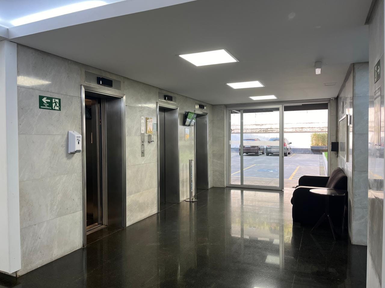 Loja para aluguel no Jardim Paulista: elevadores1741895101083.jpeg