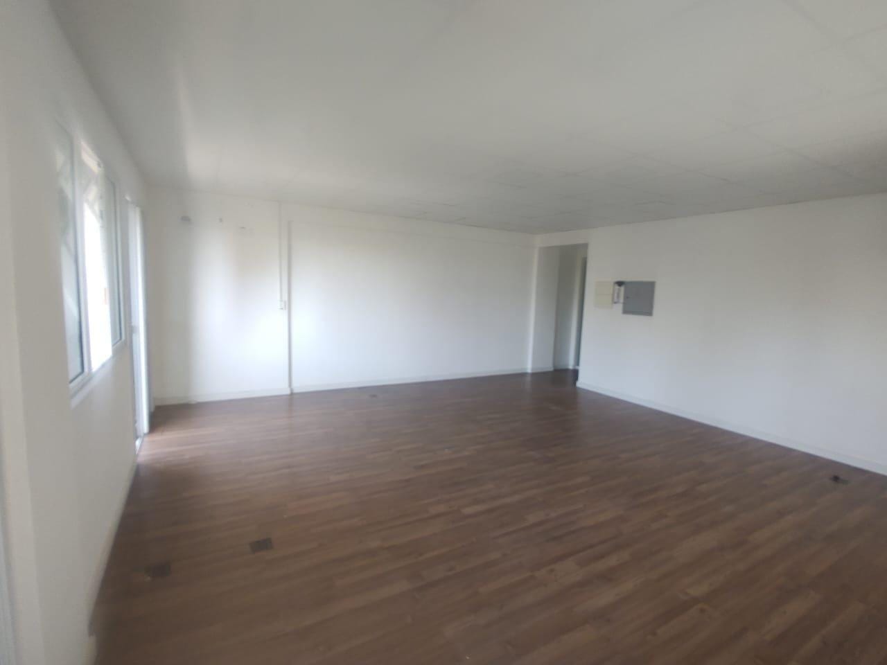 Sala para aluguel no SAUDE: whatsapp-image-2025-03-12-at-09-02-47-217417812539111744312259550.jpeg