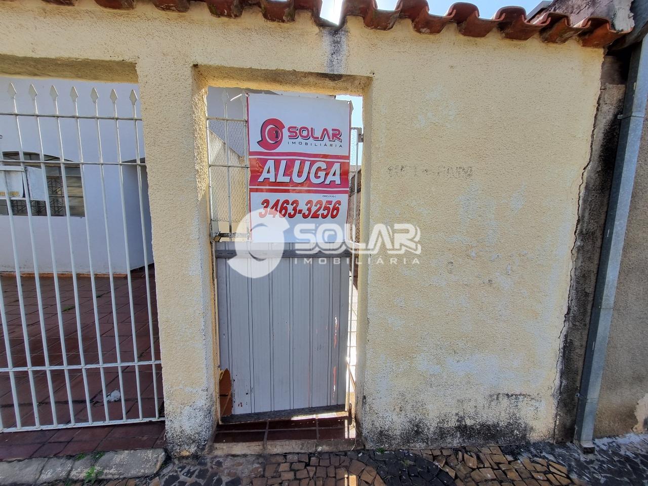Casa em Cidade Industrial