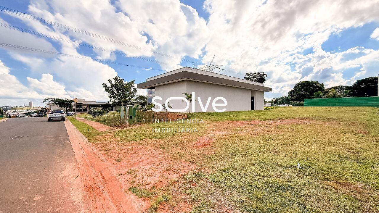 Terreno em Condomínio à venda em Indaiatuba - Villa Sapezal por 670.000,00: 