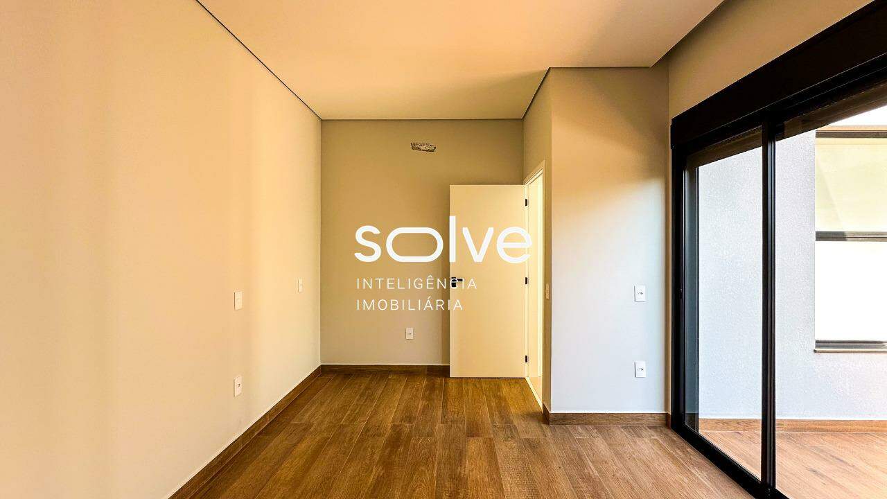 Casa em Condomínio à venda no Jardim Esplanada: 