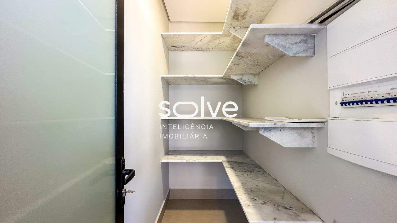 Casa em Condomínio à venda no Jardim Esplanada: 