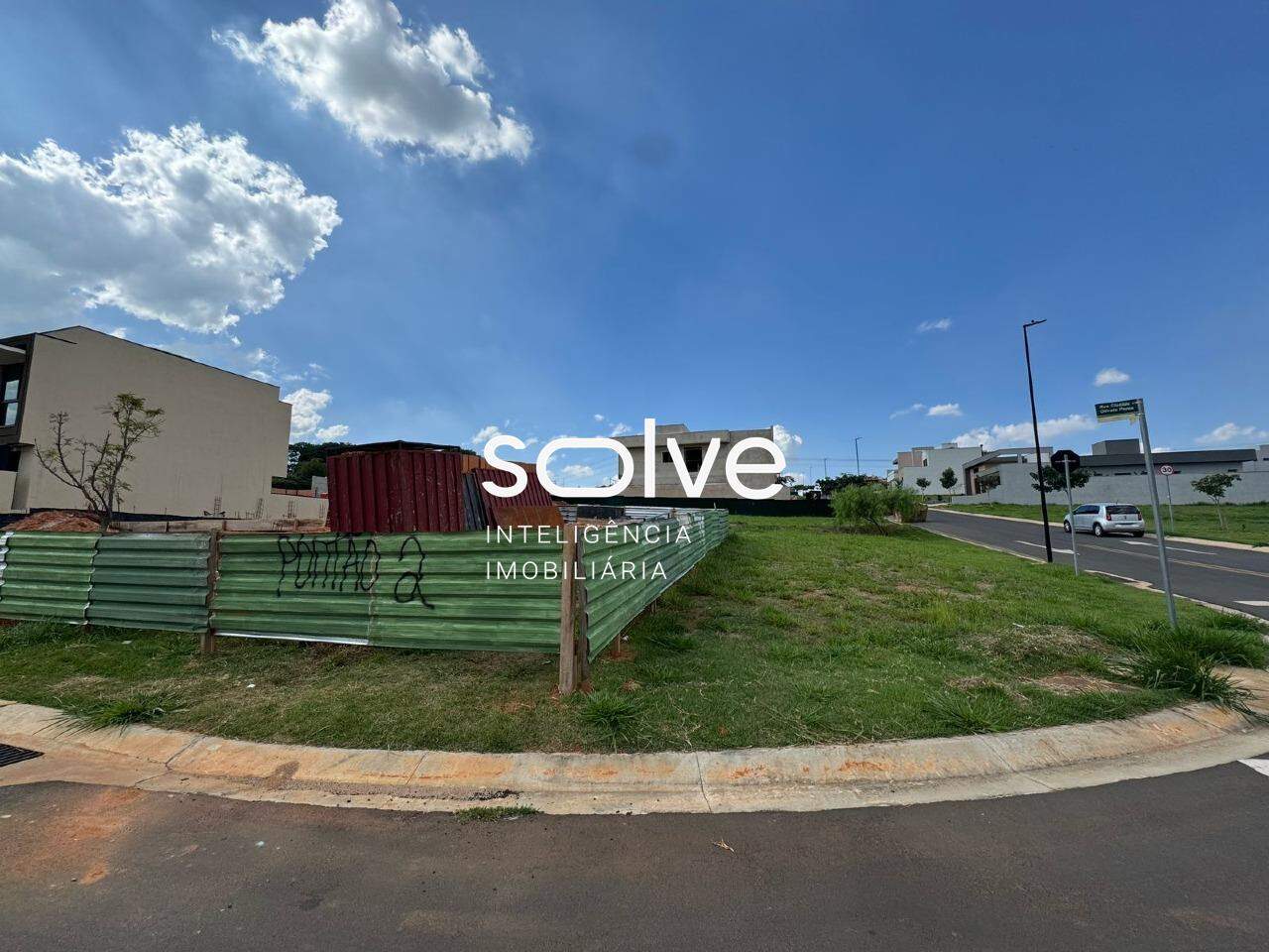 Terreno em Condomínio à venda em Indaiatuba - Villa Sapezal por 565.000,00: 