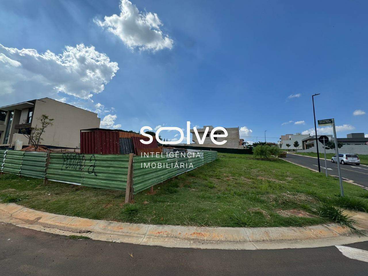 Terreno em Condomínio à venda em Indaiatuba - Villa Sapezal por 565.000,00: 