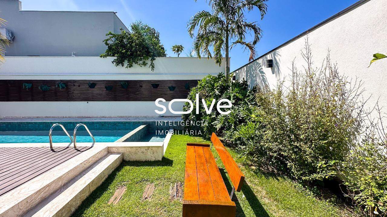 Casa em Condomínio à venda no Helvetia Park : 