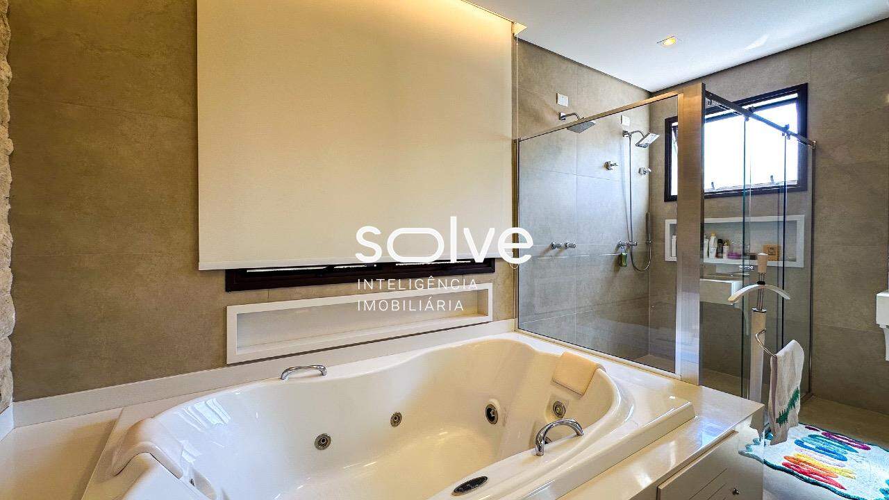 Casa em Condomínio à venda em Campinas - Mont Blanc Residence por 8.500.000,00: