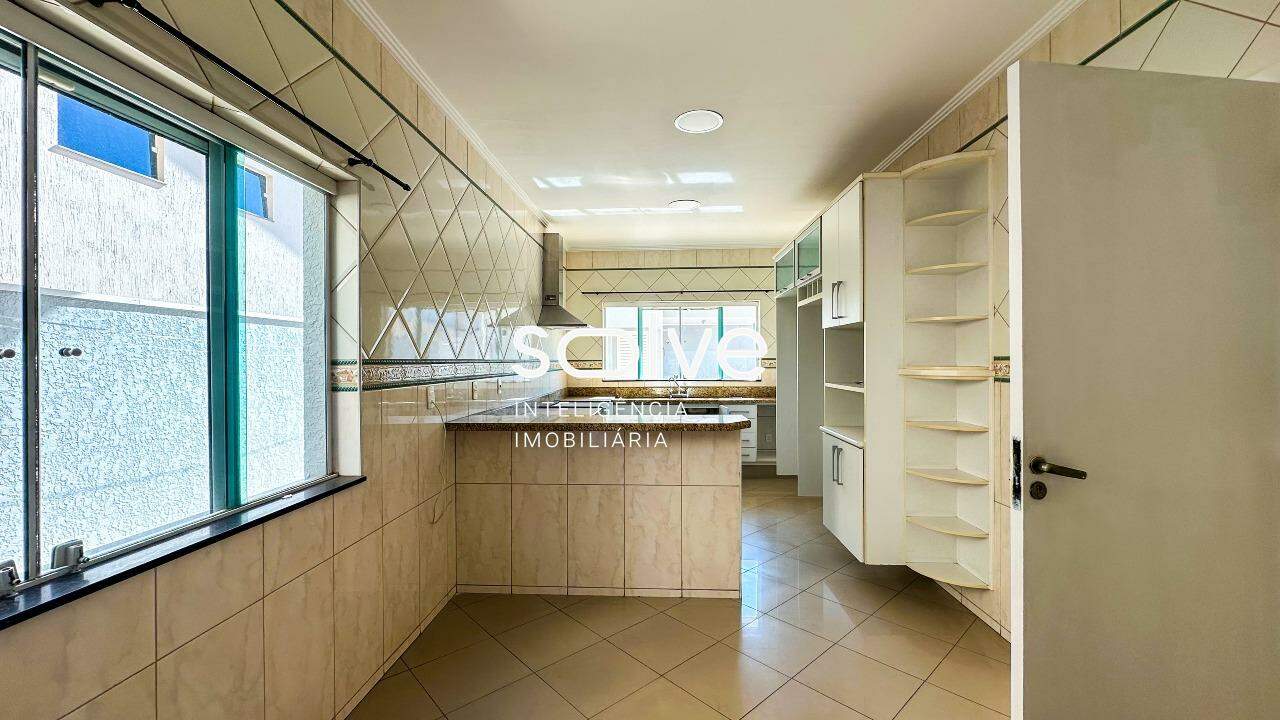 Casa em Condomínio à venda em Indaiatuba - Villa Borghese por 1.900.000,00: 