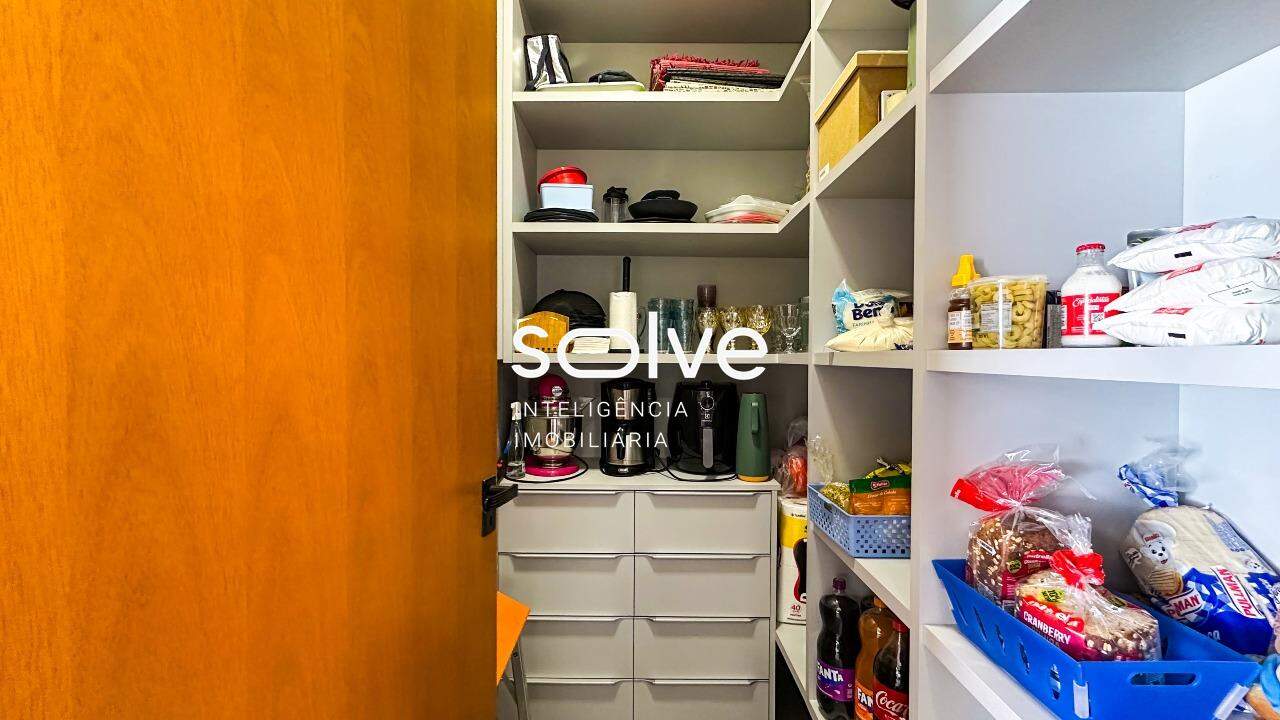 Casa em Condomínio à venda no Helvetia Park : 