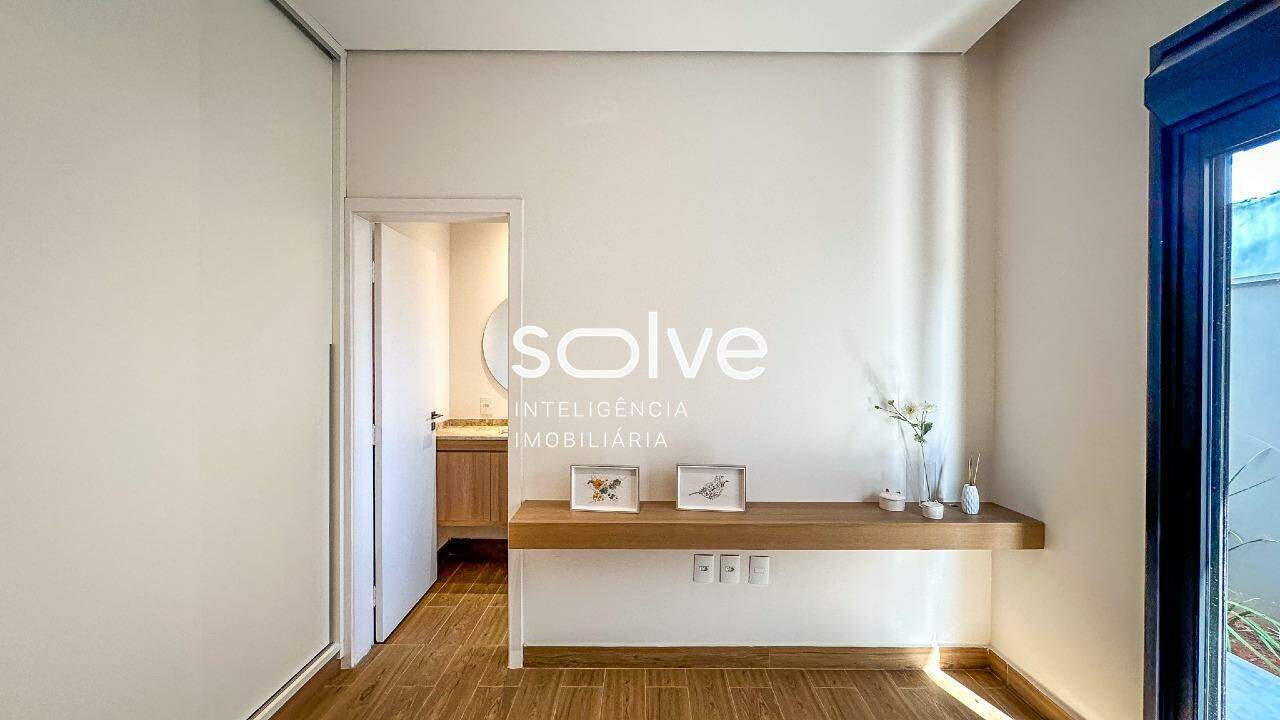Casa em Condomínio à venda no Chácara Alvorada: 