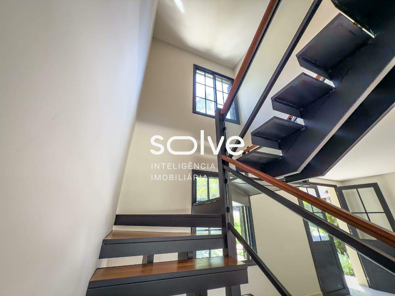 Casa em Condomínio à venda em Indaiatuba - Helvétia Country por 6.300.000,00: 