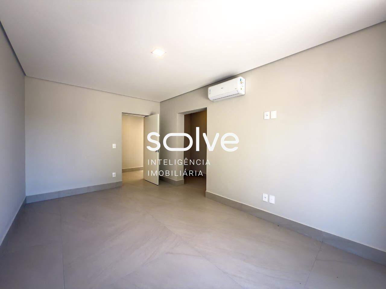 Casa em Condomínio à venda em Indaiatuba - Helvétia Country por 6.300.000,00: 