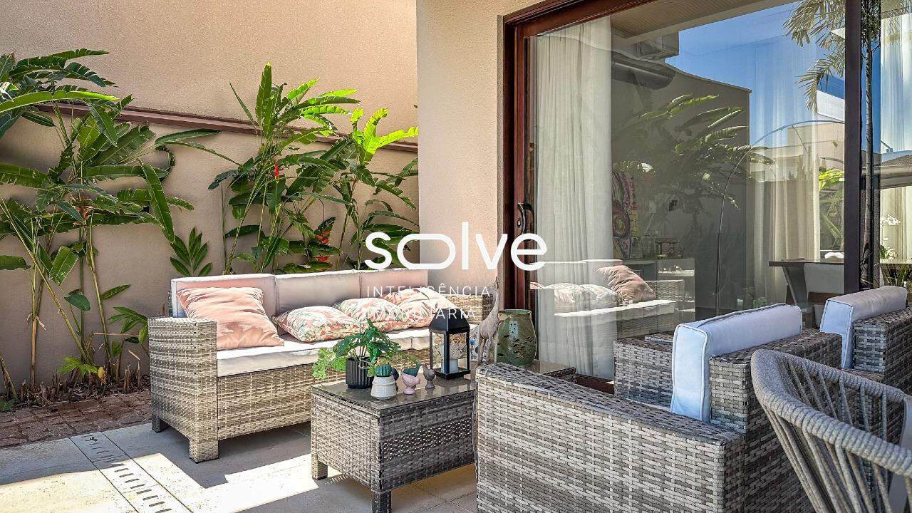 Sobrado em Condomínio à venda no Jardim Residencial Santa Clara: 